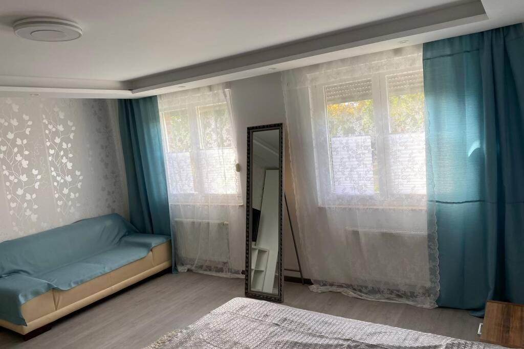 Zimmer Vermietung in Essen , Gasthaus WLAN room 1